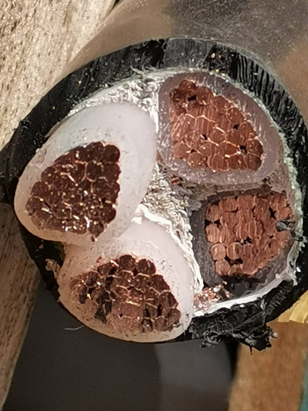 4x120铜芯电缆