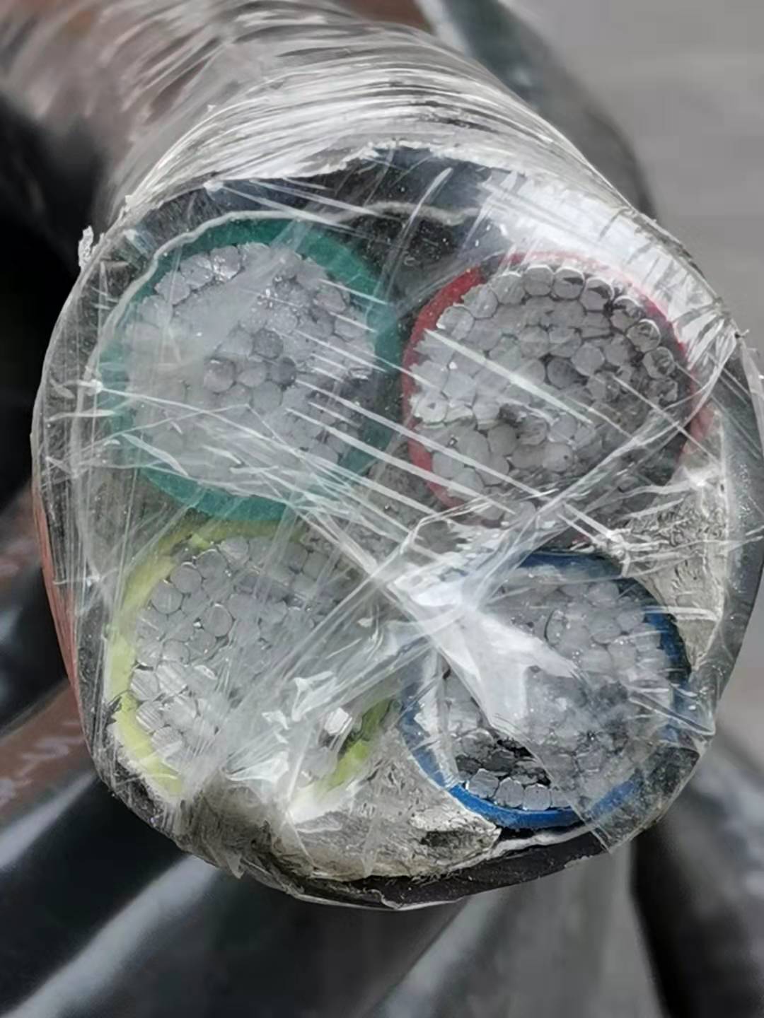 电力电缆的绝缘层材料应具备哪些主要性能？【杭州安信】