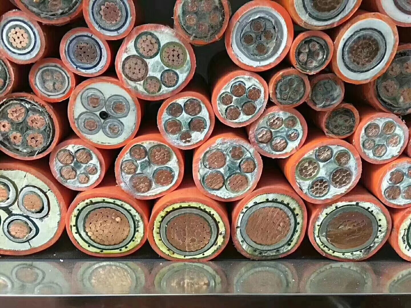 矿物质电缆适用于新能源领域吗？